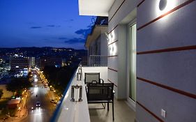 L - Suites